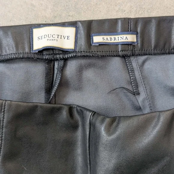 Seductive Sabrina Faux Leather 7/8 Pants Black EU 40 - Picture 4 of 11